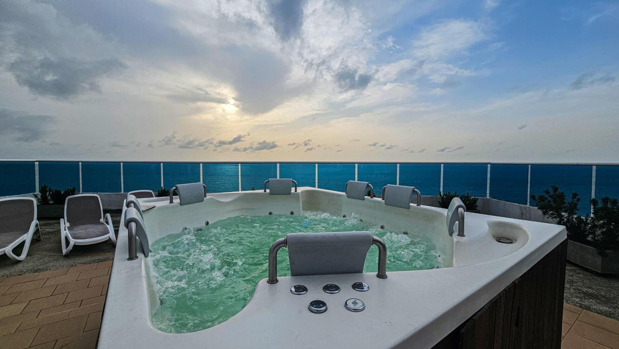 Luxury Apartment, Sector Morros, Vista Y Salida Al Mar Edificio Sunshine Картахена Экстерьер фото